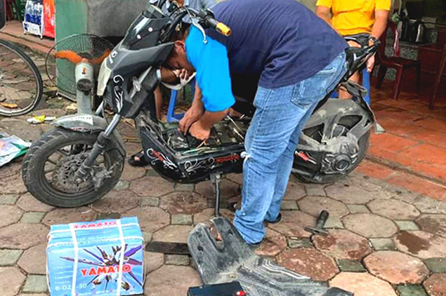 Thay bình ắc quy 12V 30Ah cho xe điện Xmen tại quận Thanh Xuân