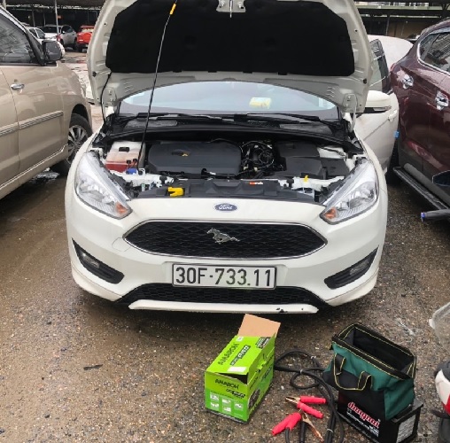 ắc quy xe ford focus